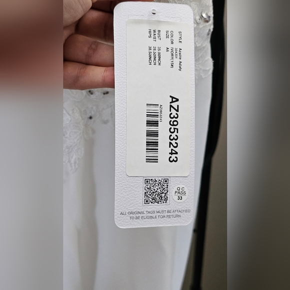 Azazie wedding dress size 6 - Picture 3 of 8